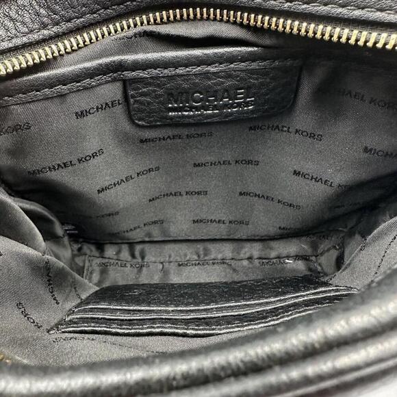 MICHAEL KORS GINNY STUDDED Medium MESSENGER CROSSBODY black bag starburst studs - Picture 11 of 16